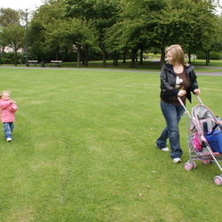 Day in Saltwell Park
