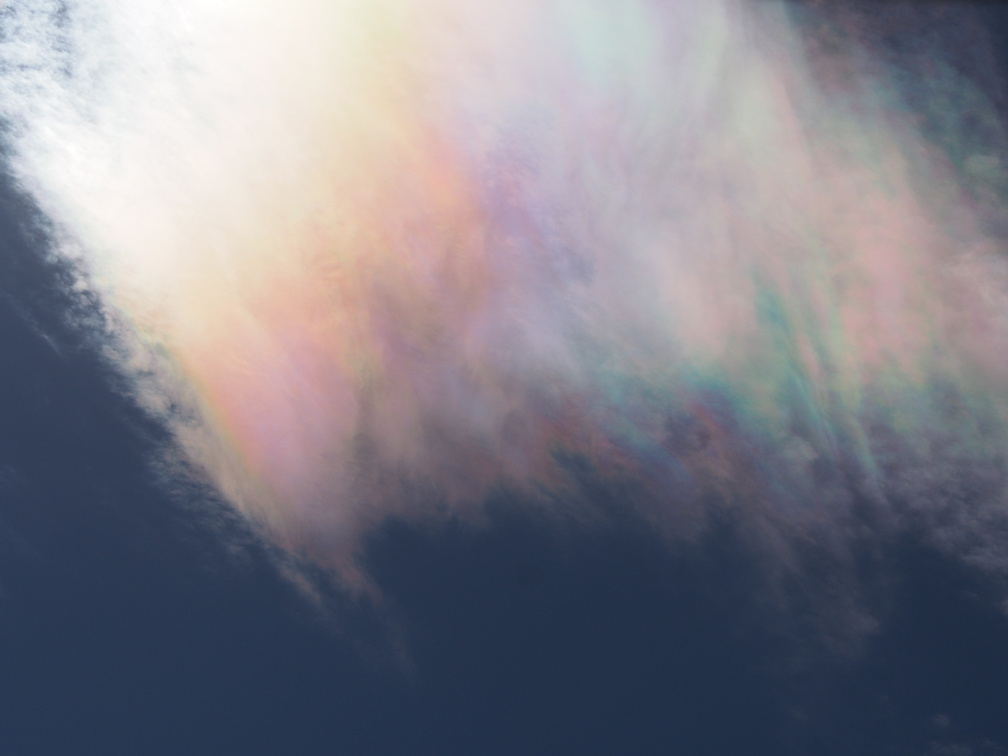 Interesting colours in the cloud